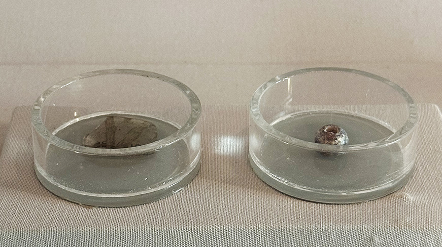 Etched glass and bead, c. 1300s.
