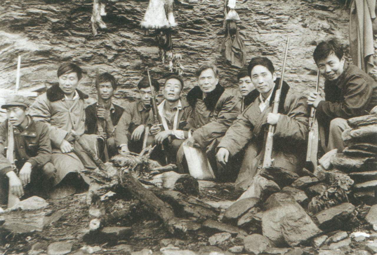 Photograph of Wu Guanzhong at Daba Mountains, Shaanxi