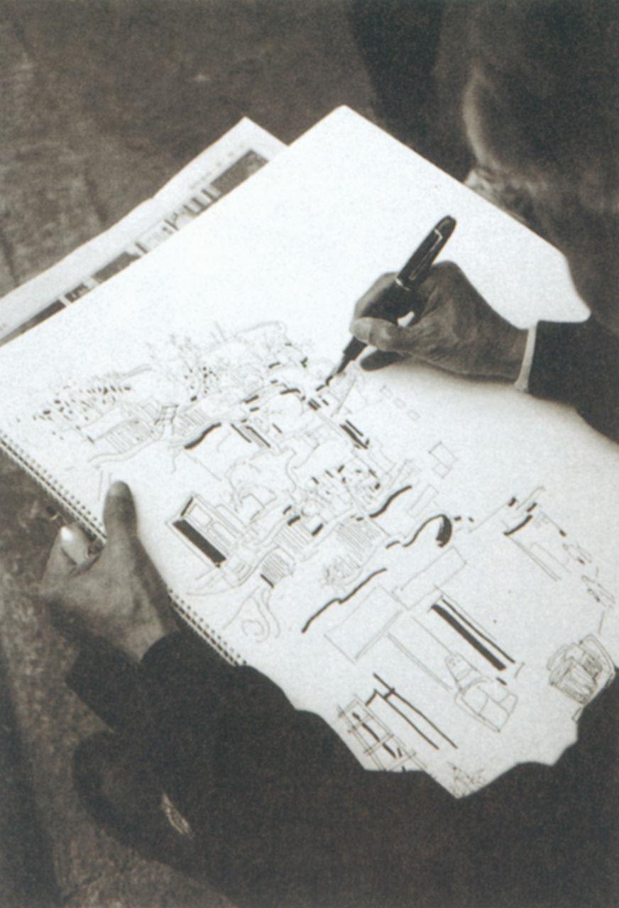 Photograph of Wu Guanzhong sketching in Li Chit Street, Hong Kong