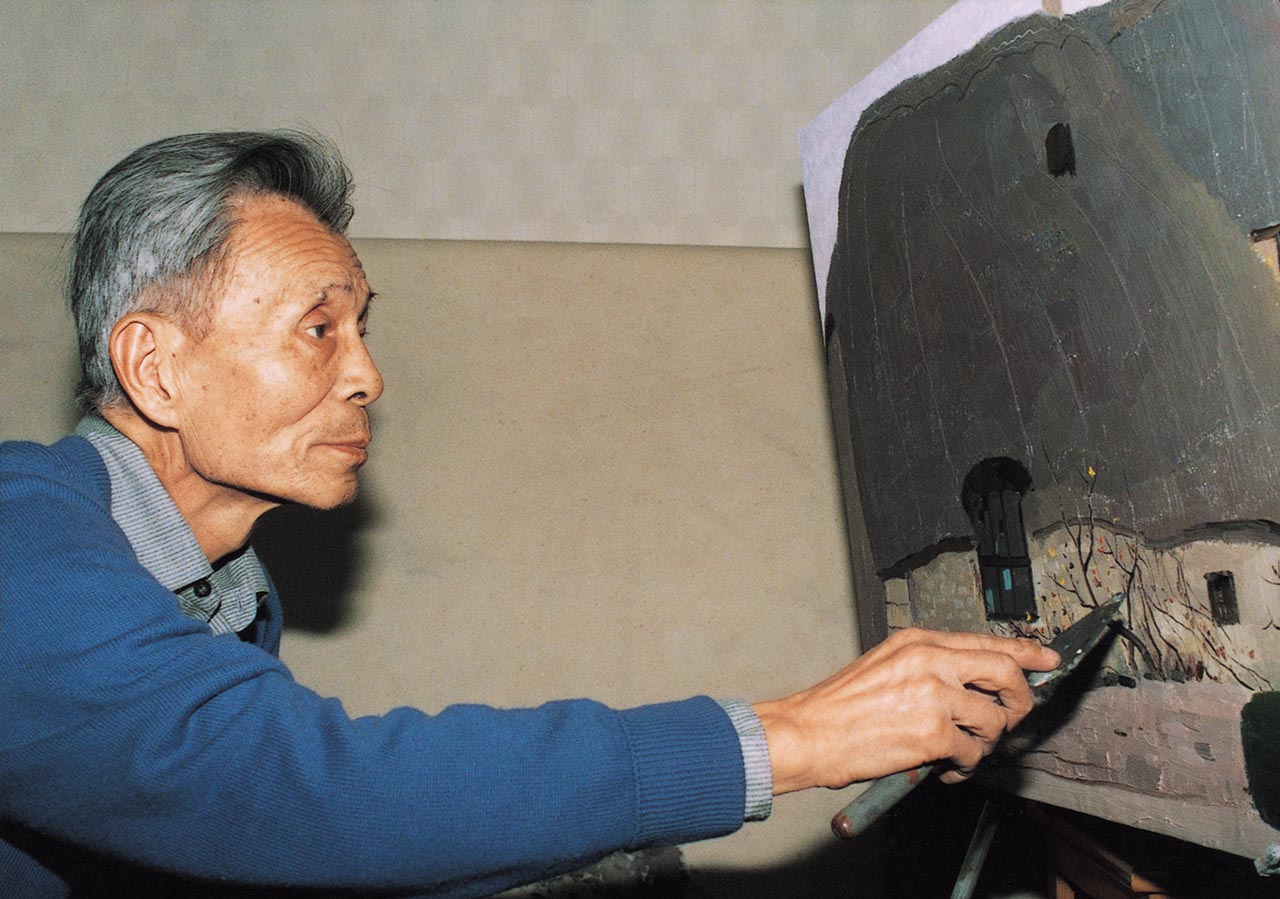 Photograph of Wu Guanzhong painting "英国乡村民居" in his studio at Fangzhuang, Beijing