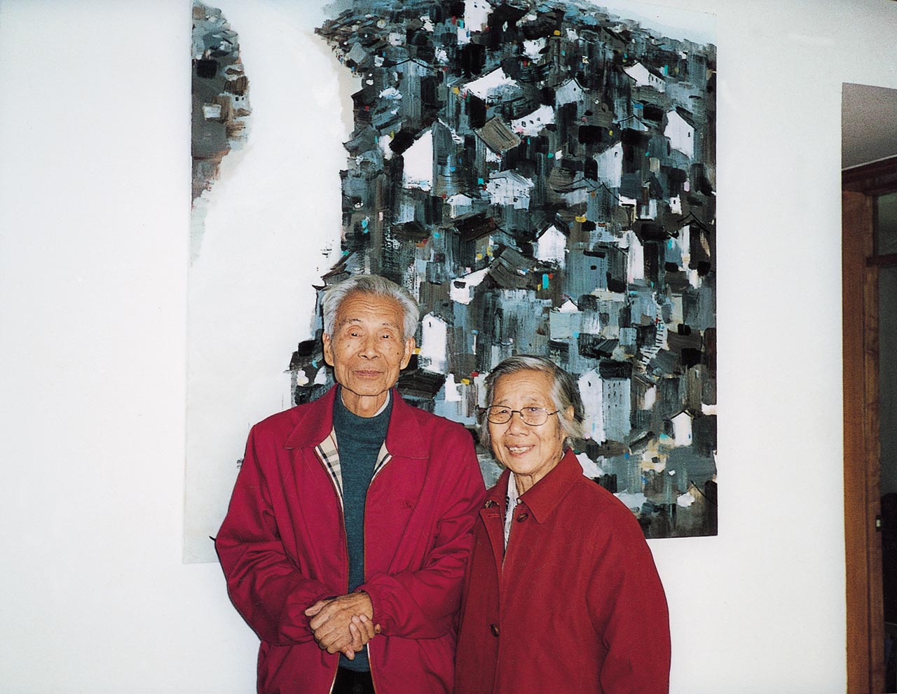 Photograph of Wu Guanzhong and his wife, Zhu Biqin, at their home