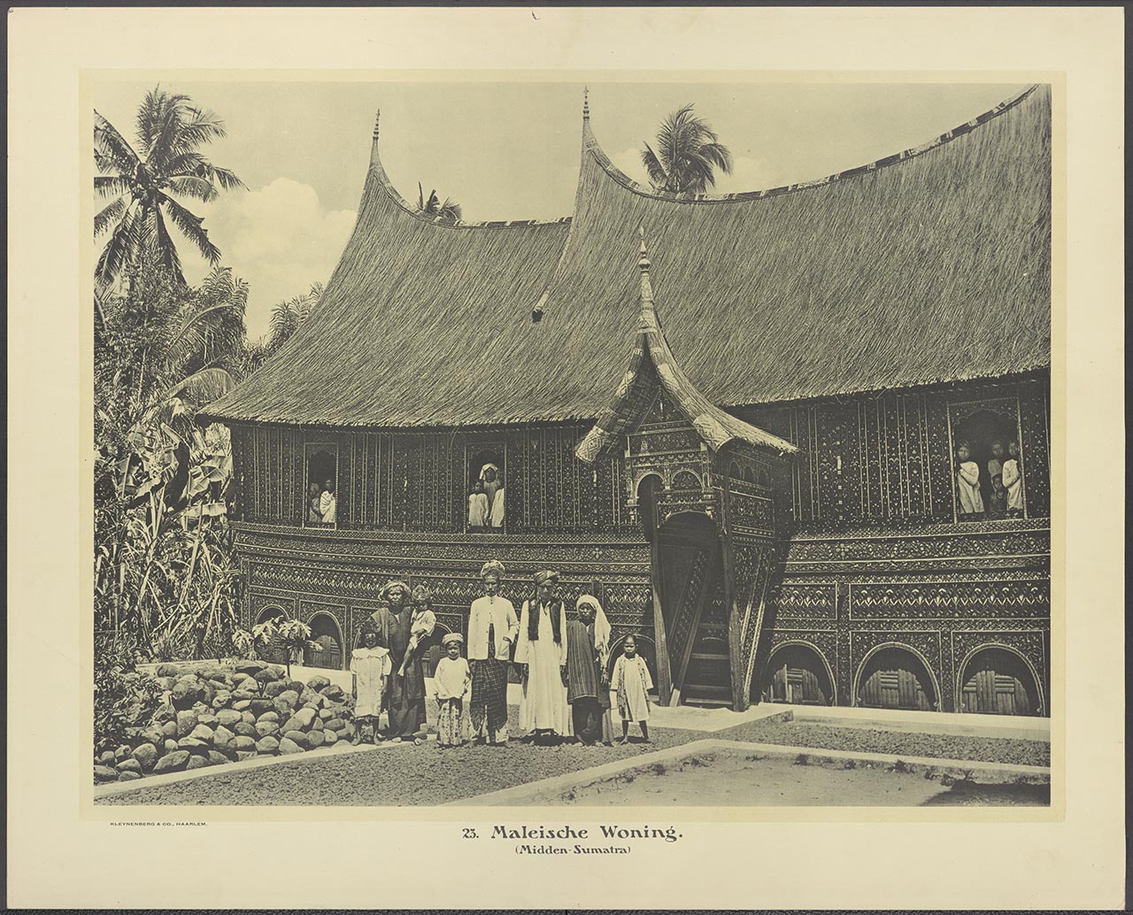 023. Maleische Woning. (Midden-Sumatra)