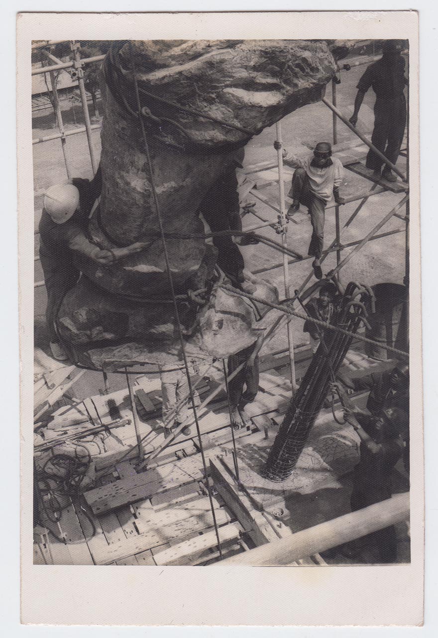 Photographic documentation of the construction process for "Pembebasan Irian Barat" by Edhi Sunarso