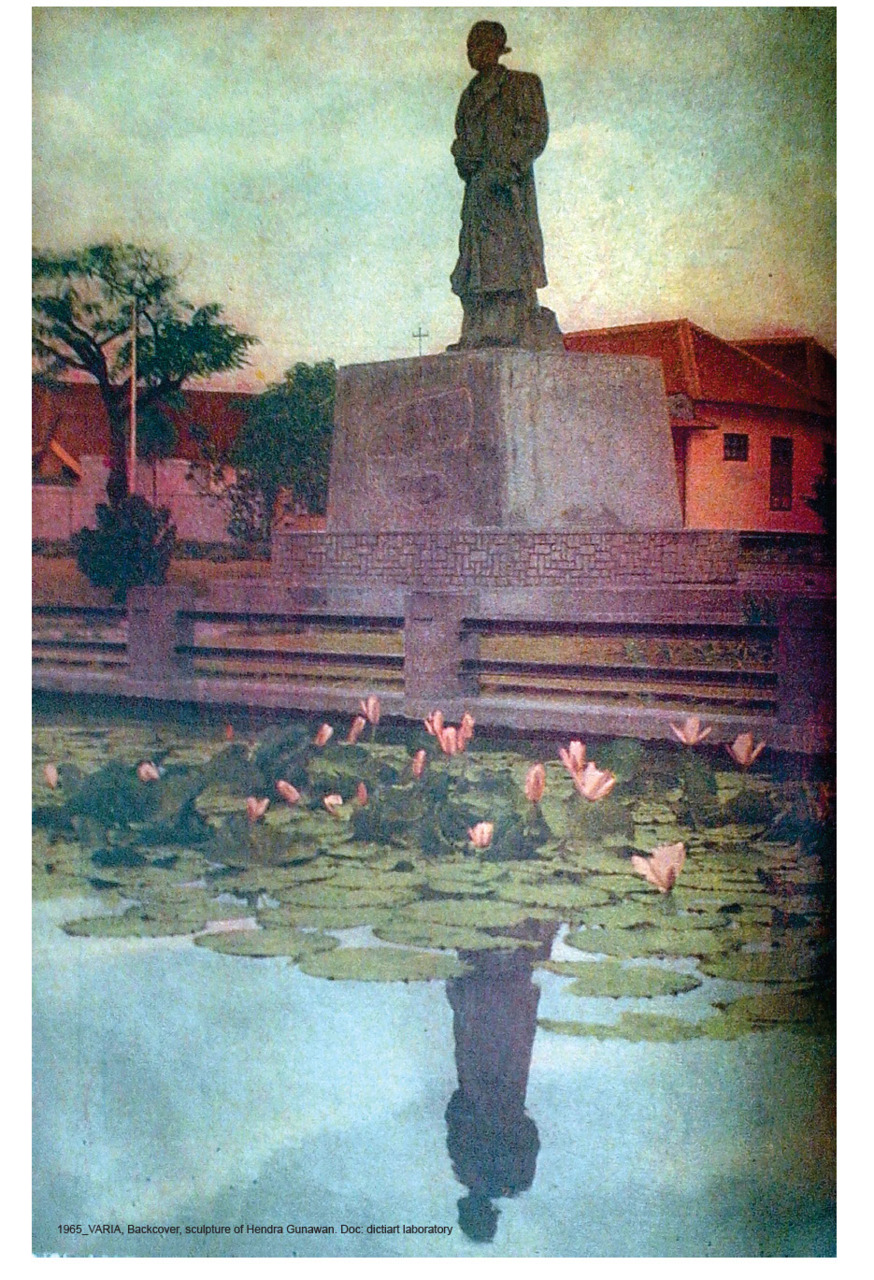 Back cover of Varia: Sudirman monument by Hendra Gunawan