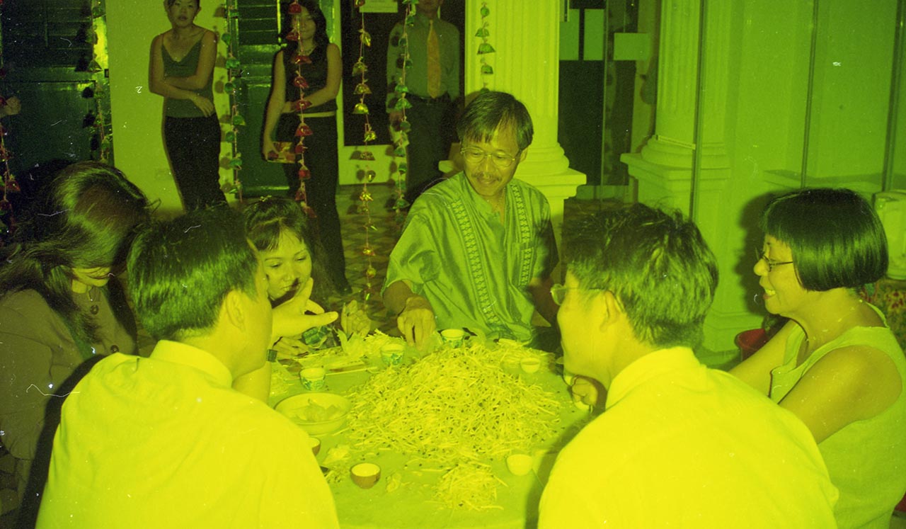 Photographic documentation of "Let's Chat" by Amanda Heng at the Singapore Art Museum in 2000