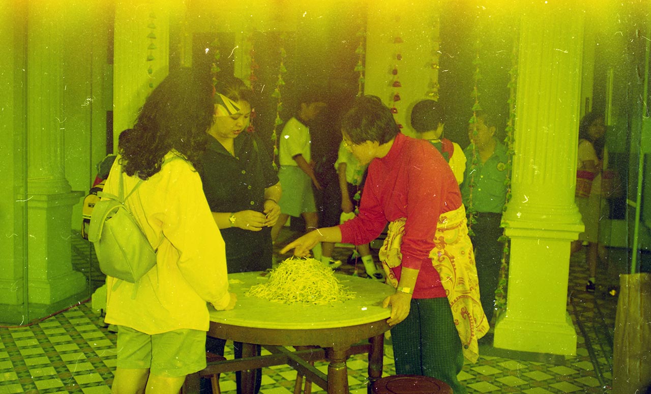 Photographic documentation of "Let's Chat" by Amanda Heng at the Singapore Art Museum in 2000