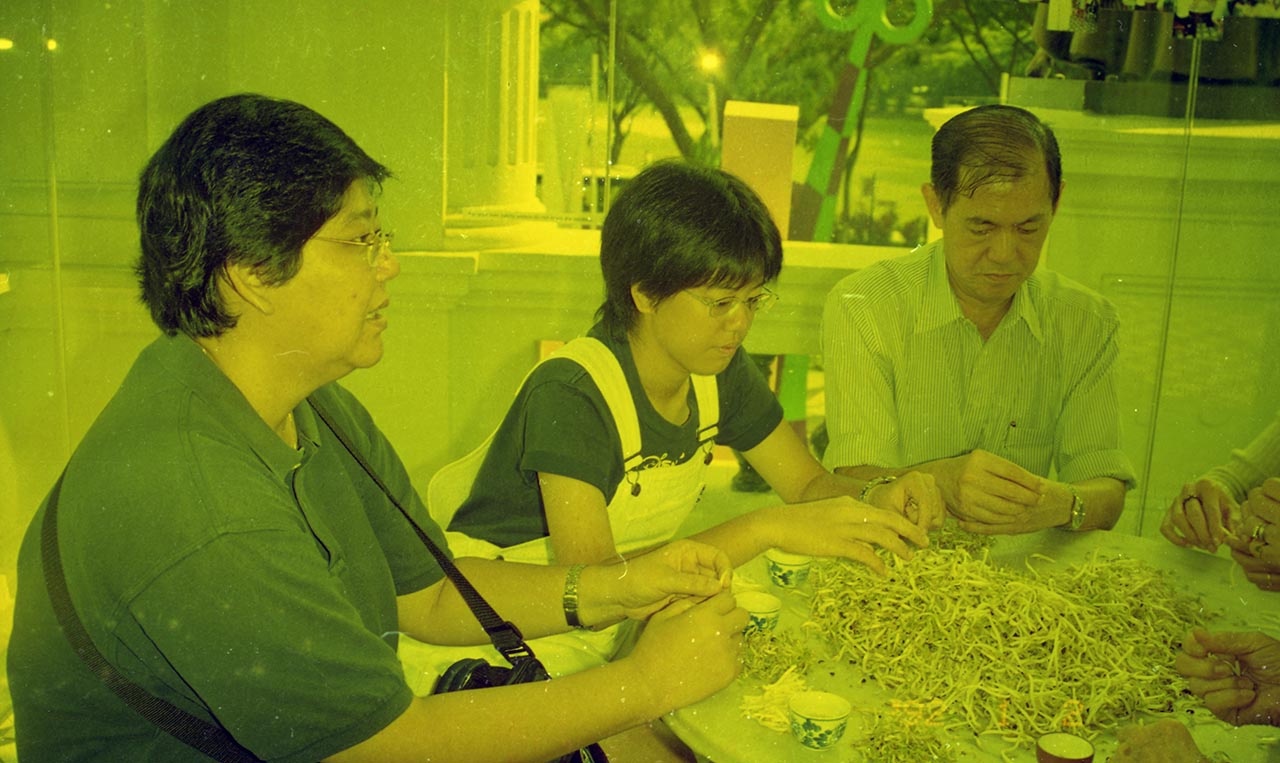 Photographic documentation of "Let's Chat" by Amanda Heng at the Singapore Art Museum in 2000