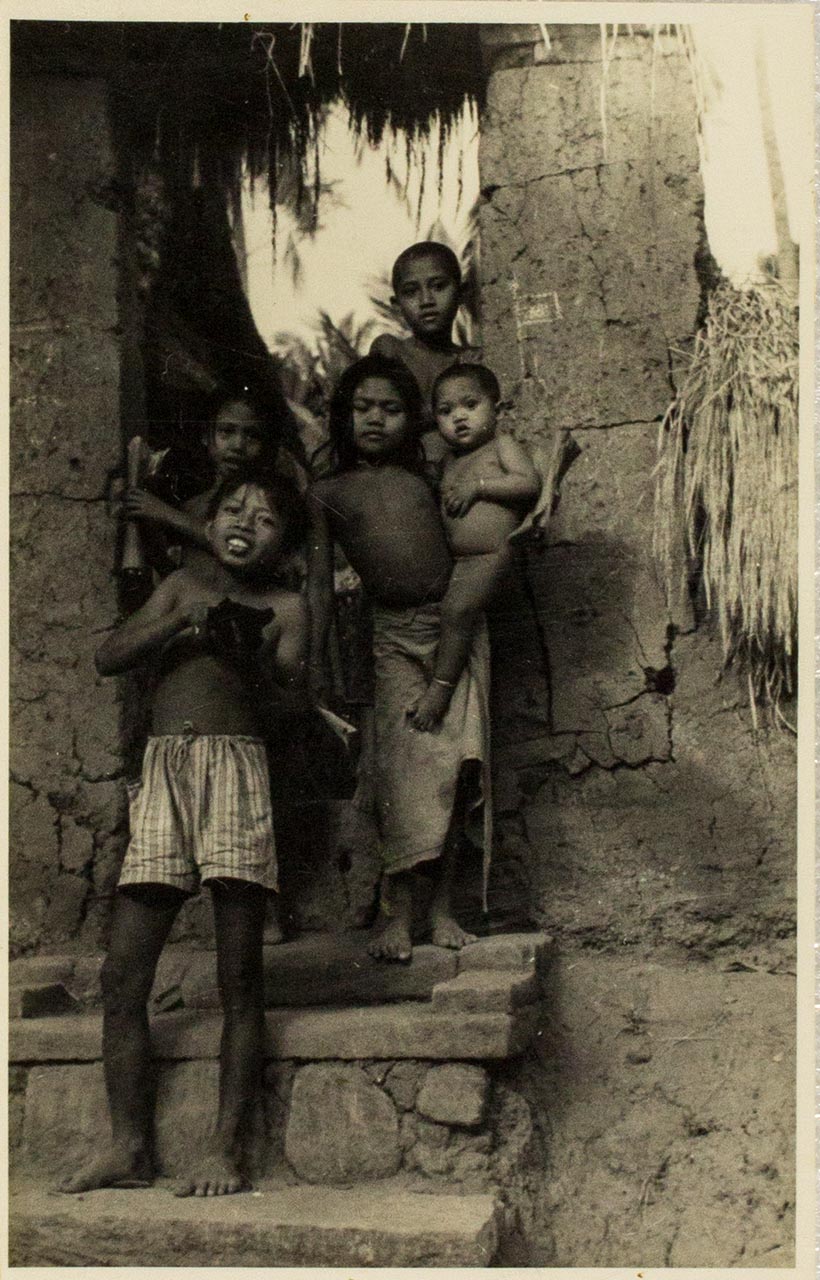 Balinese children