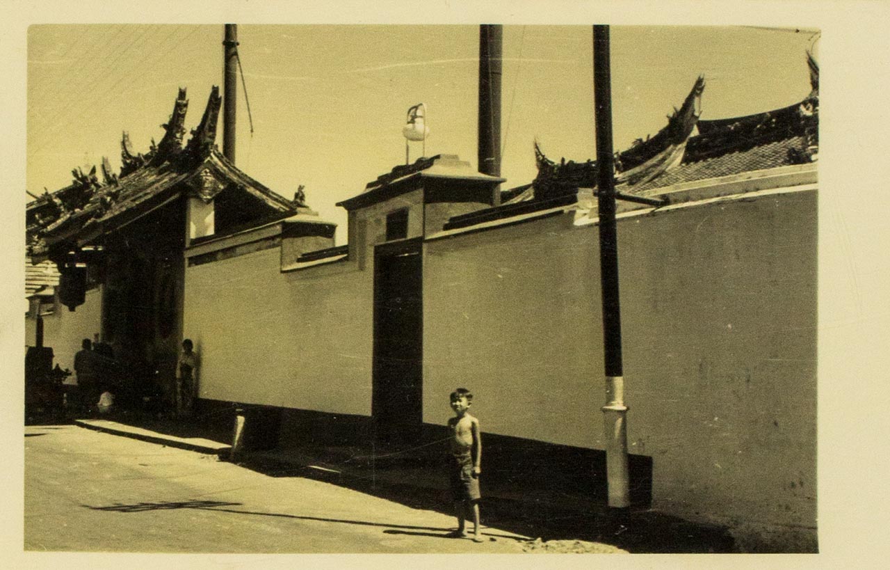 Chinese temple exterior walls - Chen Chong Swee's travel photo