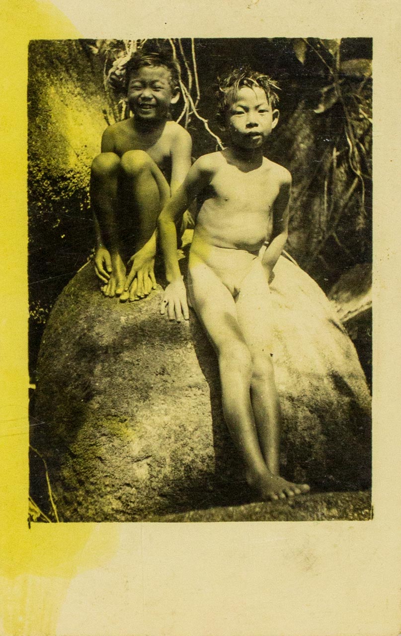 Two boy bathers - Chen Chong Swee's travel photo