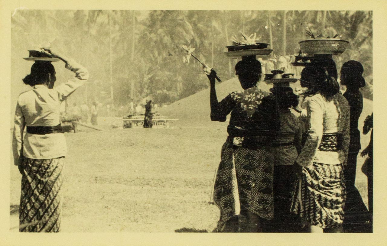 Cremation in Klungkung, Bali