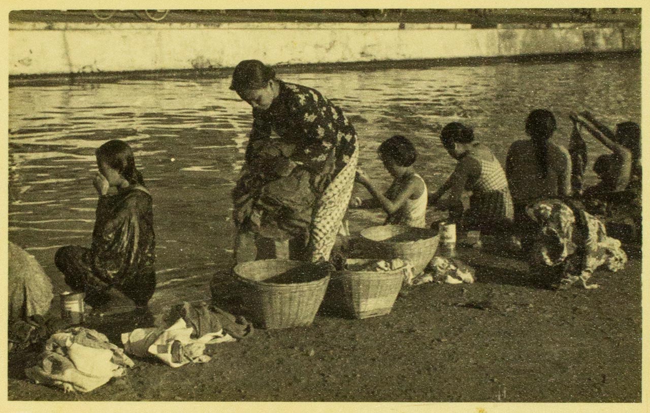 Laundry by Ciliwung River, Jakarta