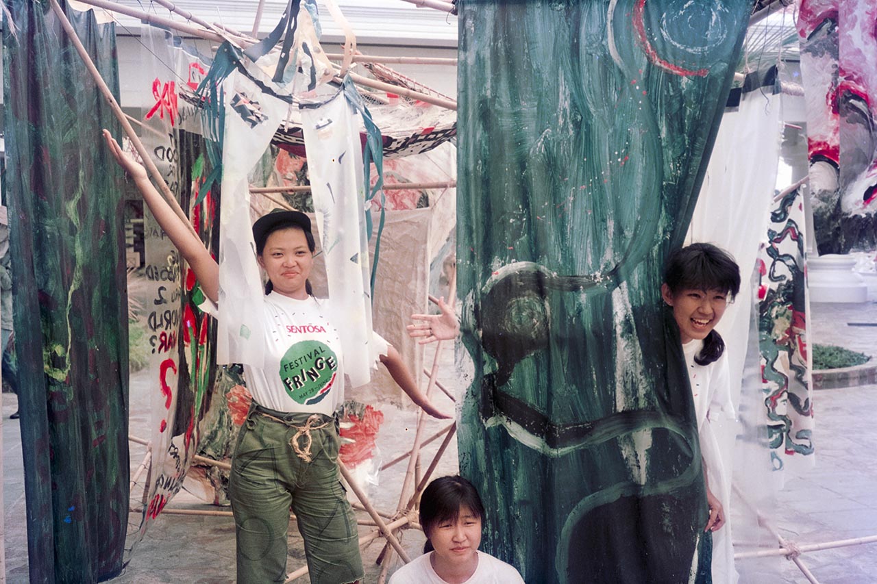 Photographic documentation of the group performance by the Art Commandos at the Sentosa Ferry Terminal