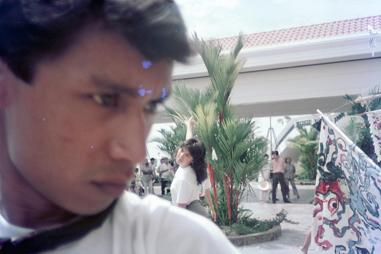 Photographic documentation of the group performance by the Art Commandos at the Sentosa Ferry Terminal