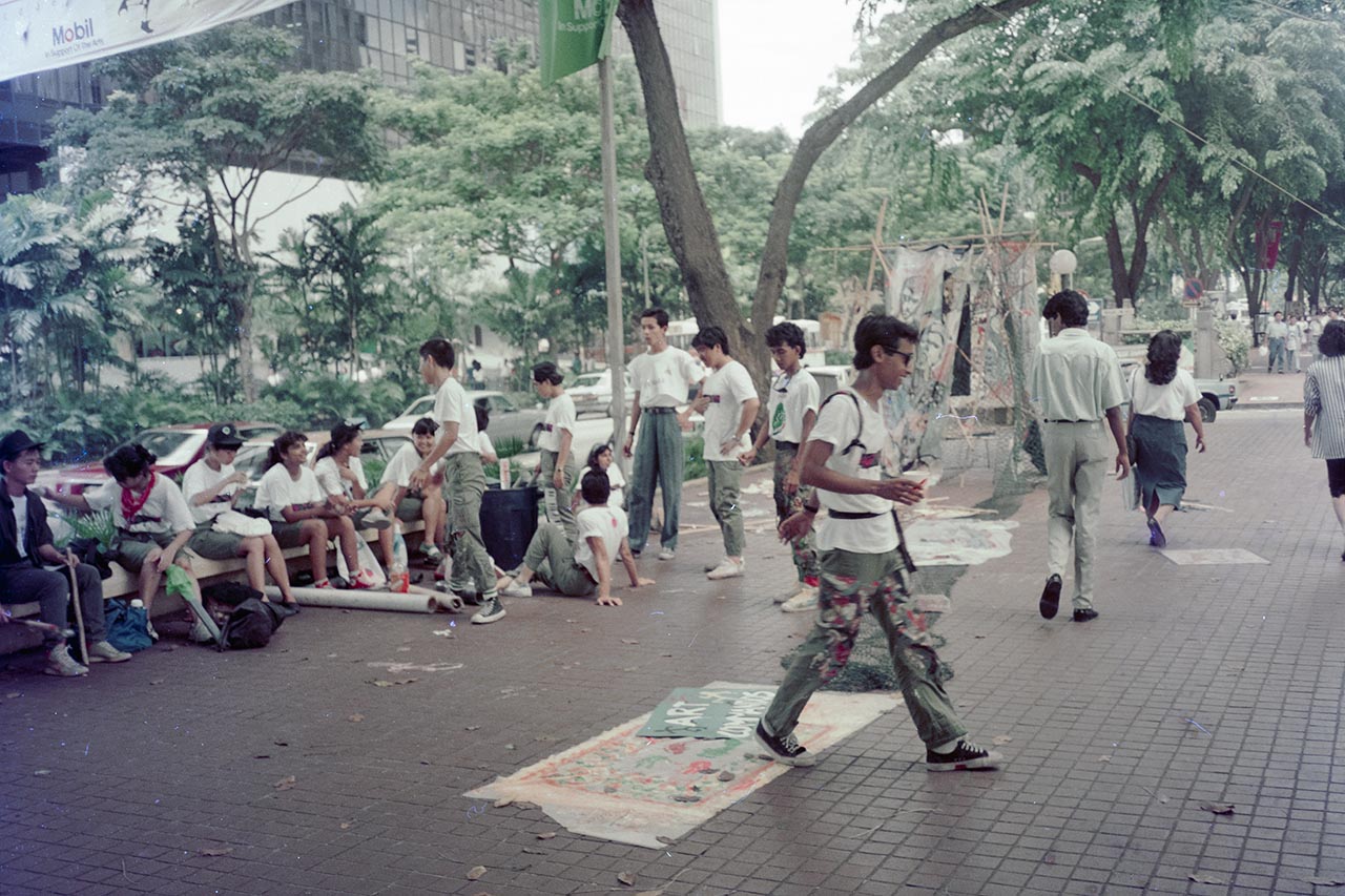 Photographic documentation of "Operation Evolutionary Sculpture" by the Art Commandos