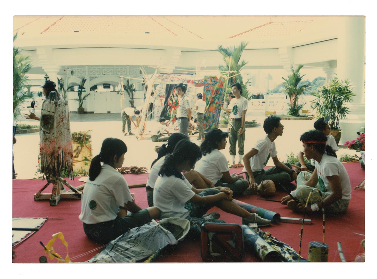 Photographic documentation of the group performance by the Art Commandos at the Sentosa Ferry Terminal