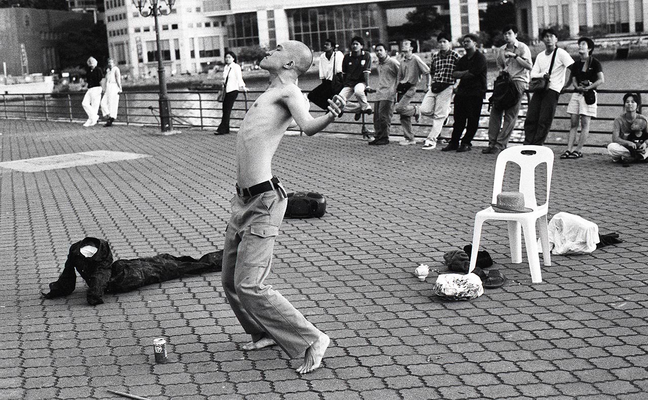 Photographic documentation of Artists Investigating Monuments