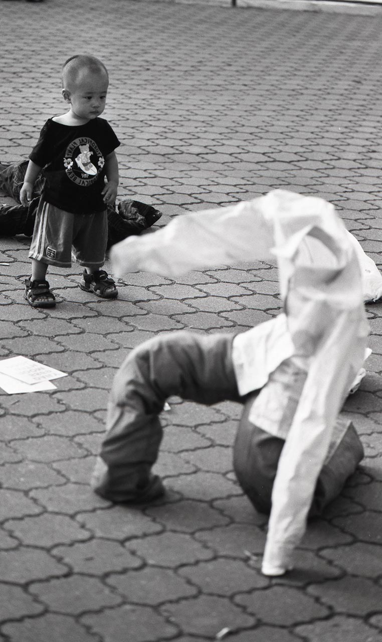 Photographic documentation of Artists Investigating Monuments