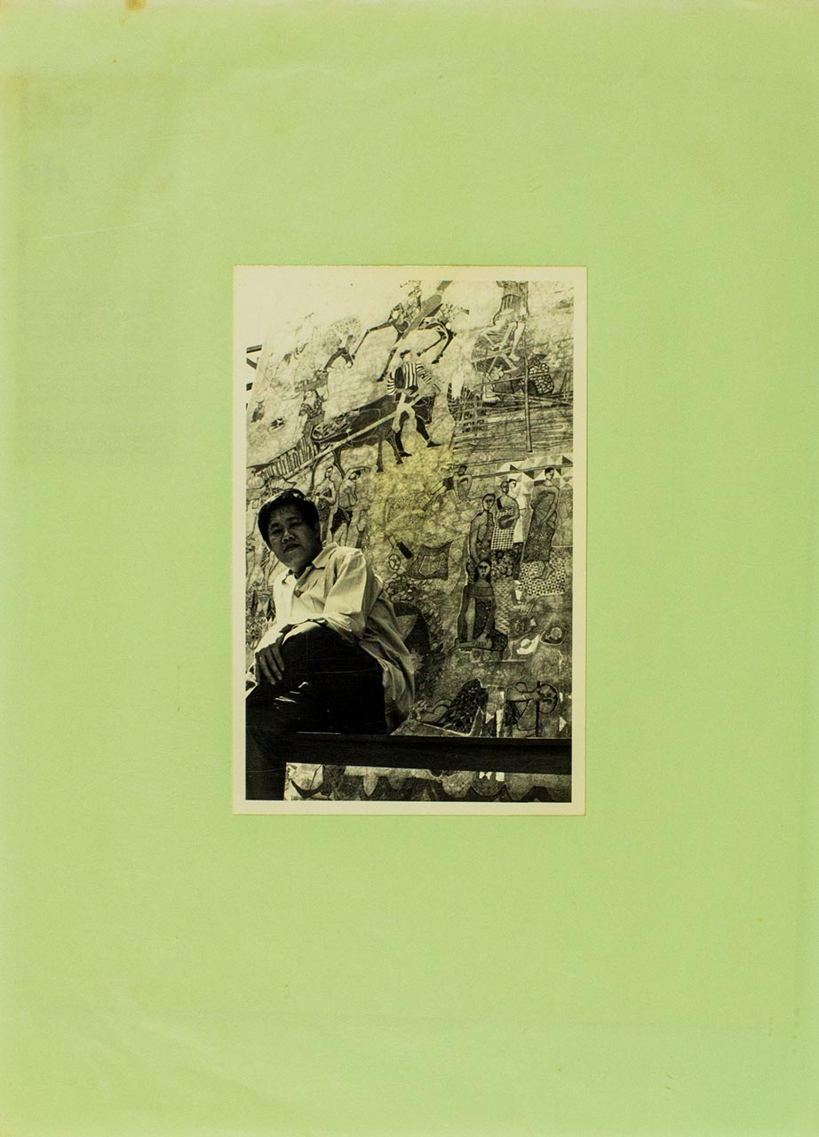 Portrait photo of artist