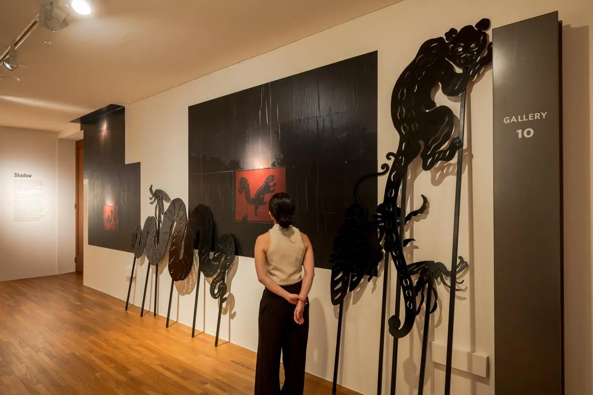 Sharon Chin. Creatures on the Move (In the Death of Night)