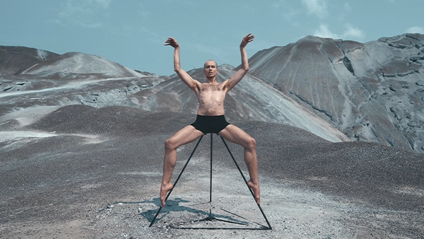 alt Image