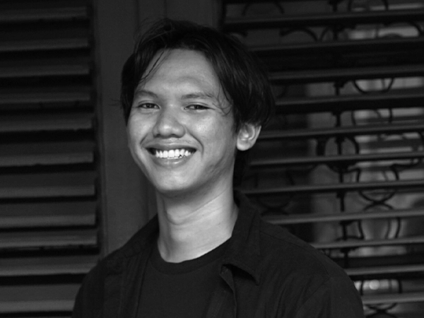 Helmi Yusron