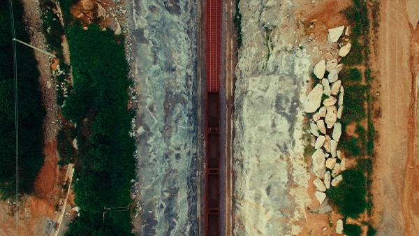 alt Image
