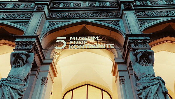 alt Image