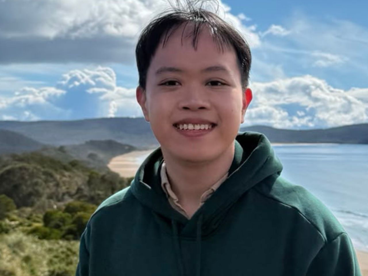 Chee Jin Ming is Curatorial Assistant at National Gallery Singapore.