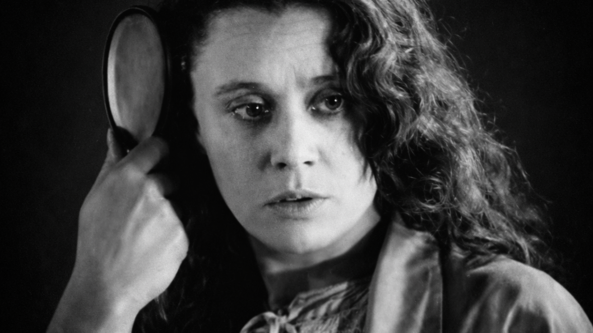 La Souriante Madame Beudet (The Smiling Madame Beudet)