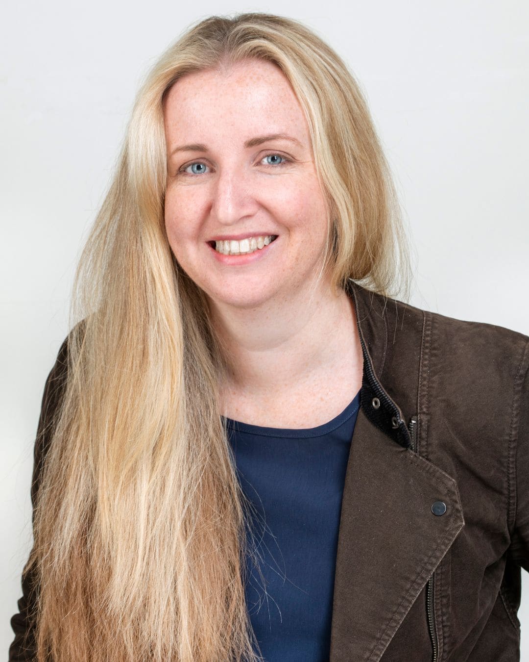 Dr Anthea Gunn is Senior Curator of Art, Australian War Memorial