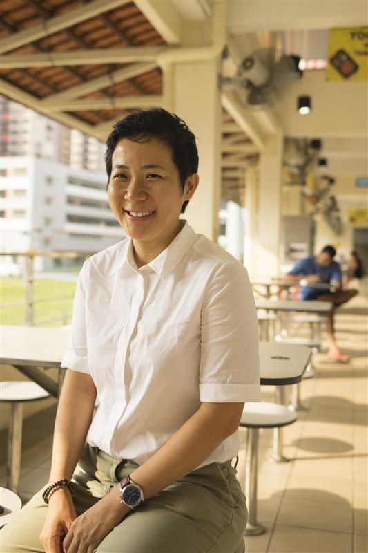 Image of Qinyi Lim, curator at National Gallery Singapore